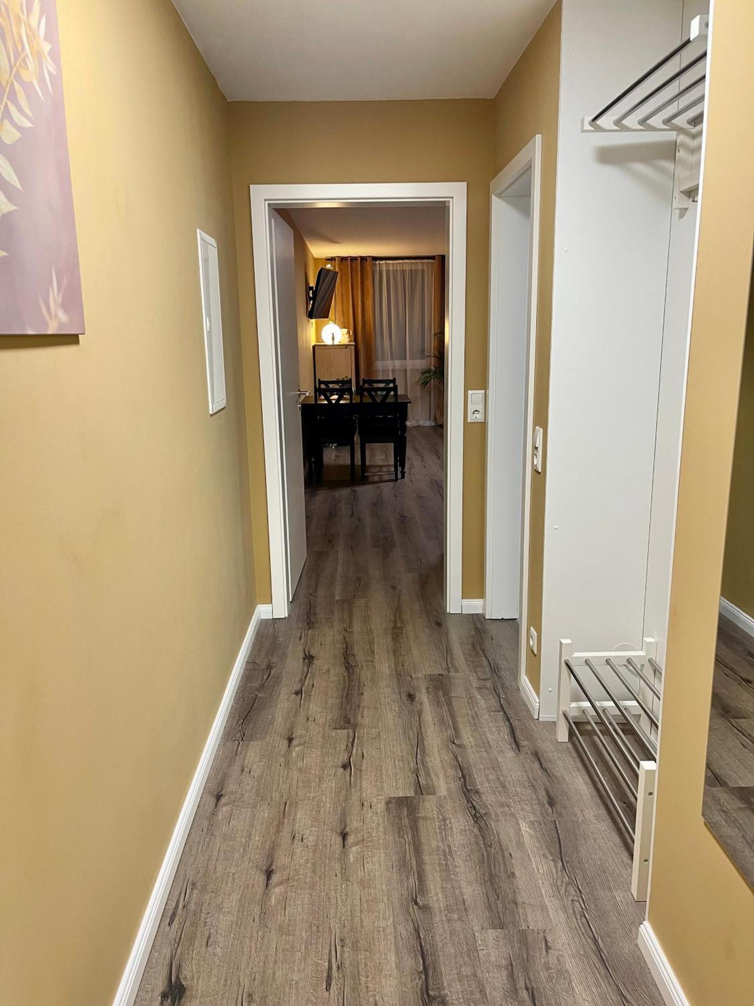 Apartment Terracotta - Zentral, Parken, Netflix, Kontaktloses Einchecken, Kingsize-bett Wuppertal