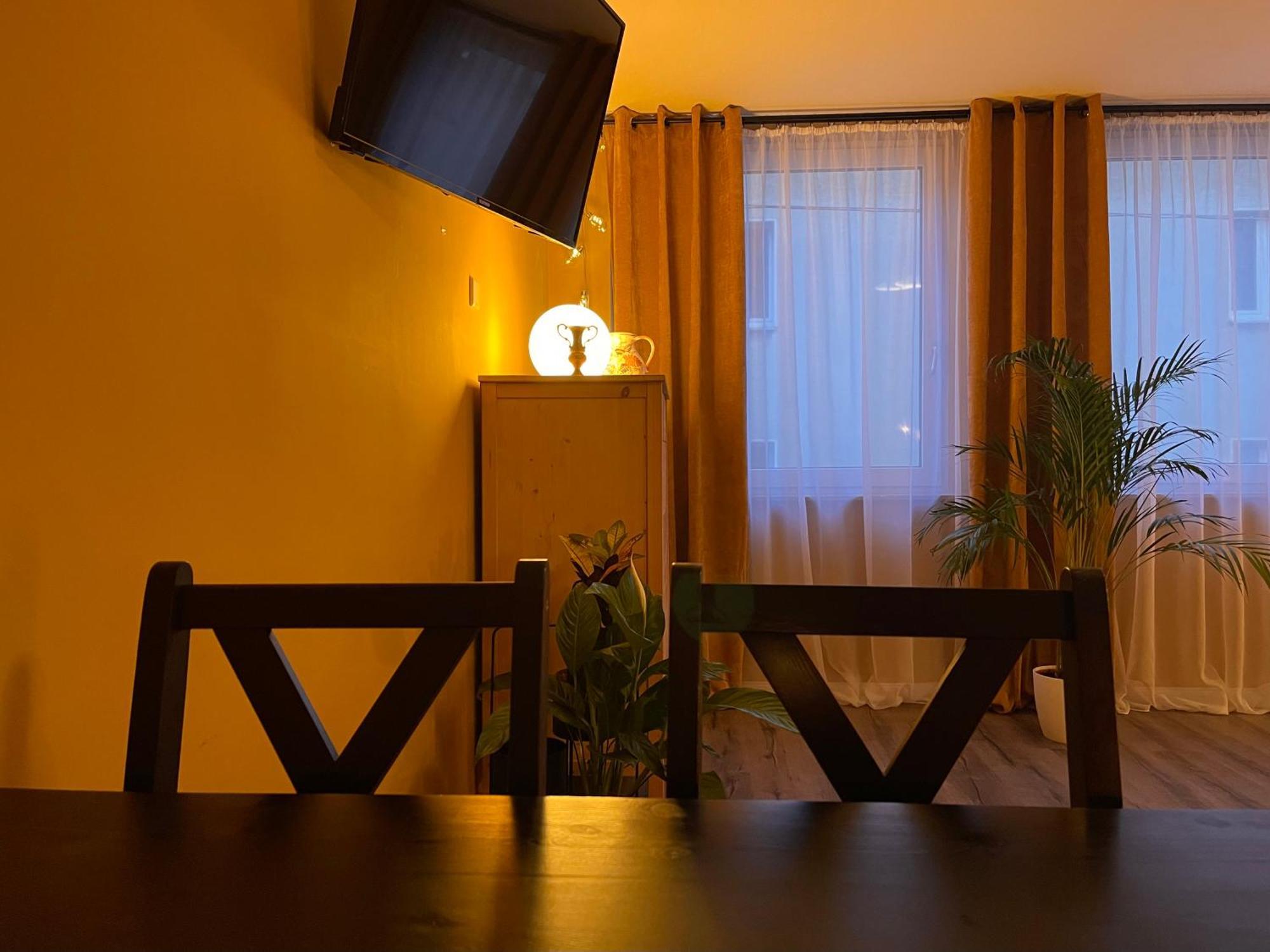 Apartment Terracotta - Zentral, Parken, Netflix, Kontaktloses Einchecken, Kingsize-bett *
